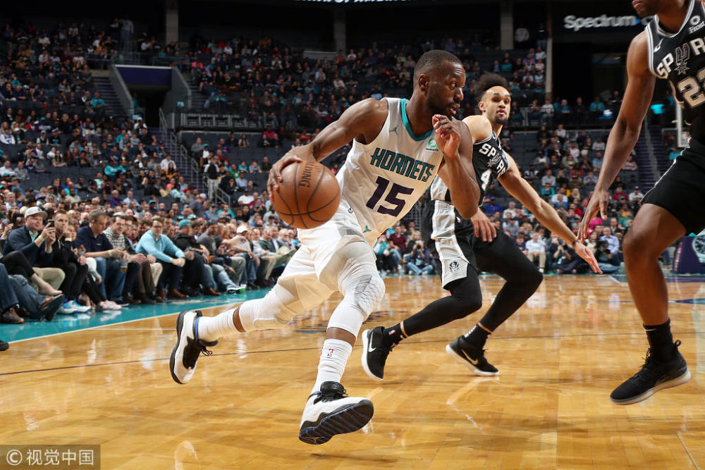  猛龙不敌黄蜂遭三连败，巴恩斯公开质疑教练战术  